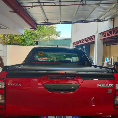 Shark Tailgate Spoiler for Toyota Hilux Conquest/GRS 2021-2023